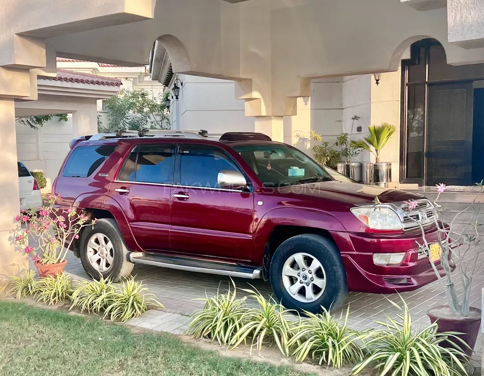 Toyota Surf 2004 for Sale in Karachi Image-1