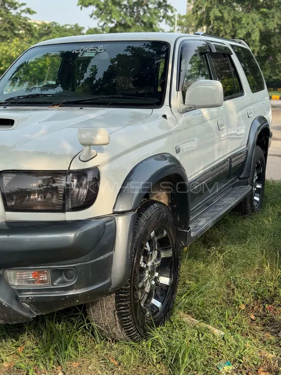 Toyota Surf 2001 for Sale in Islamabad Image-1