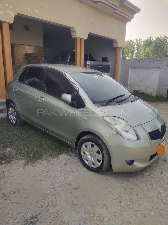 Toyota Vitz 2007 for Sale in Swabi Image-1