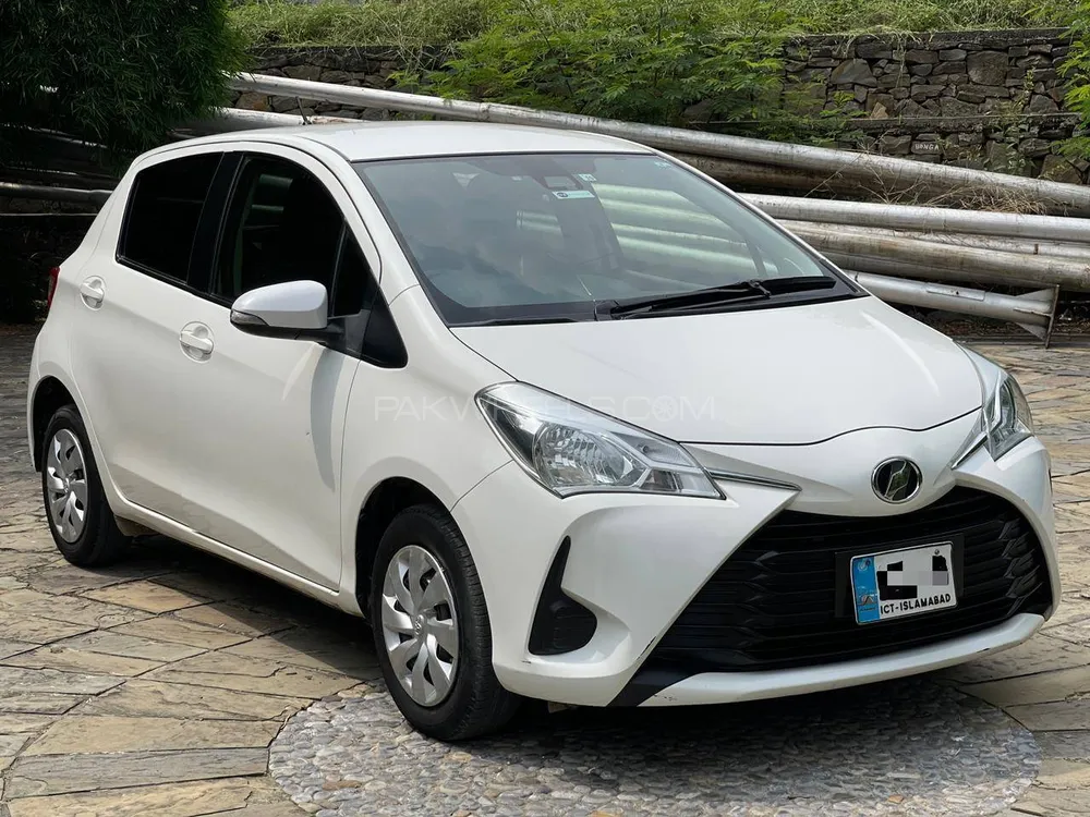 Toyota Vitz 2018 for Sale in Islamabad Image-1