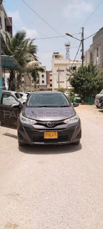 Toyota Yaris Sedan 2021 for Sale in Karachi Image-1
