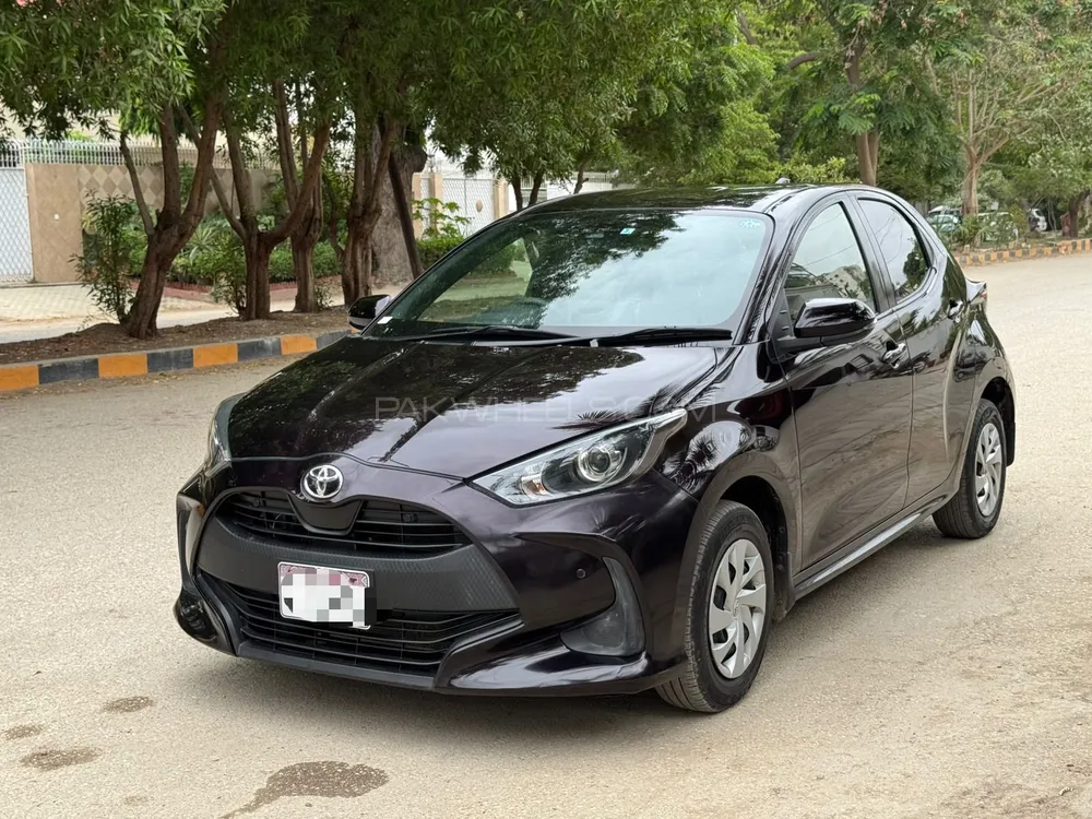 ٹویوٹا یارس ہیچ بیک 2020 for Sale in کراچی Image-1