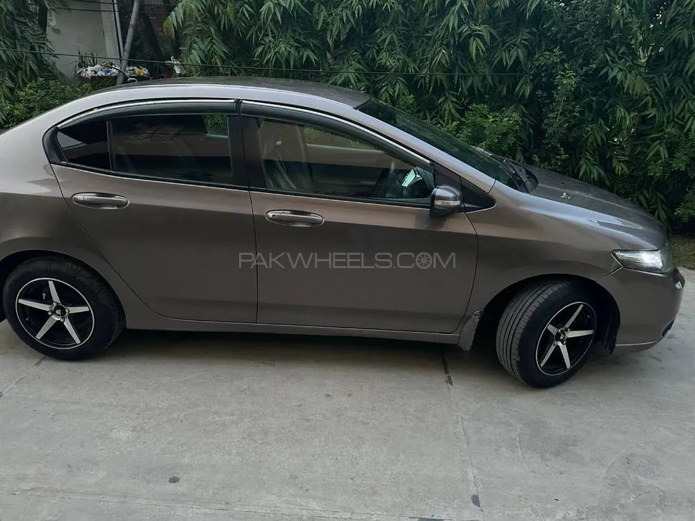 Honda City 2016 for Sale in Lahore Image-1