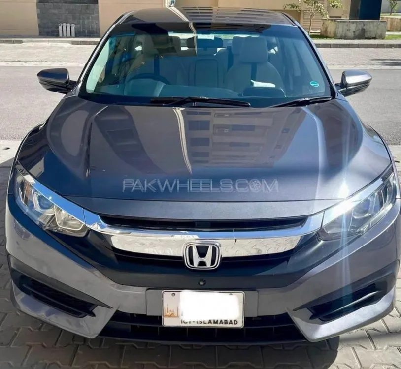 Honda Civic 2016 for Sale in Nowshera Image-1