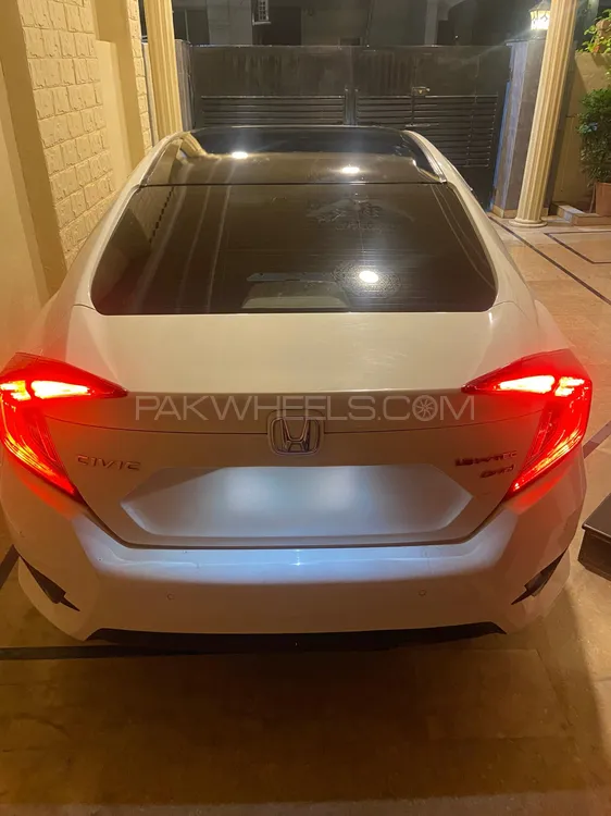 Honda Civic 2018 for Sale in Rawalpindi Image-1