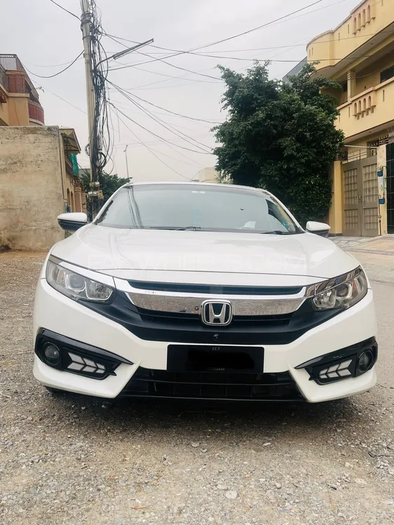 Honda Civic 2018 for Sale in Peshawar Image-1