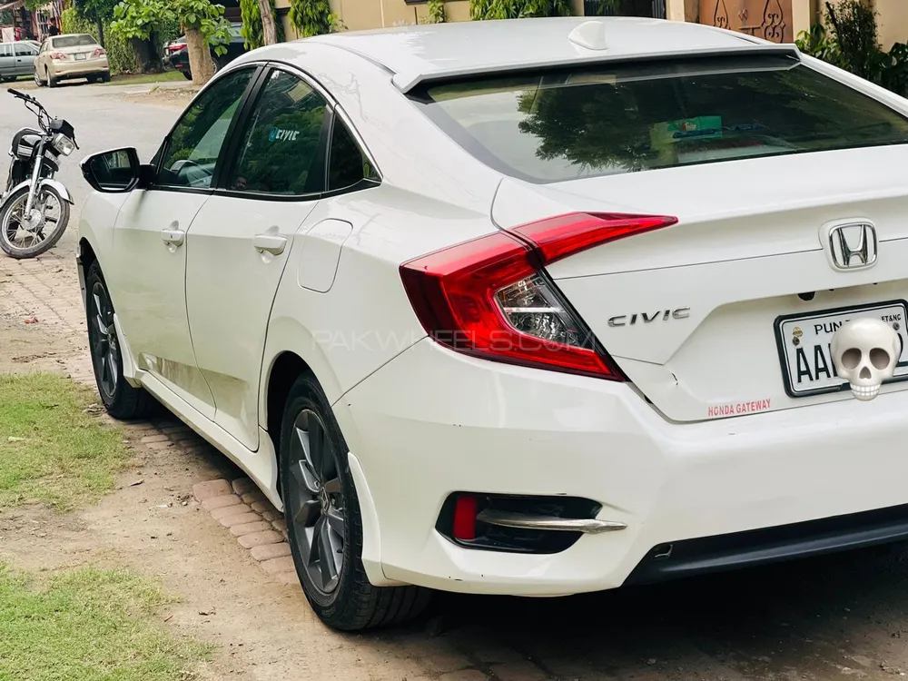 Honda Civic 2020 for Sale in Lahore Image-1