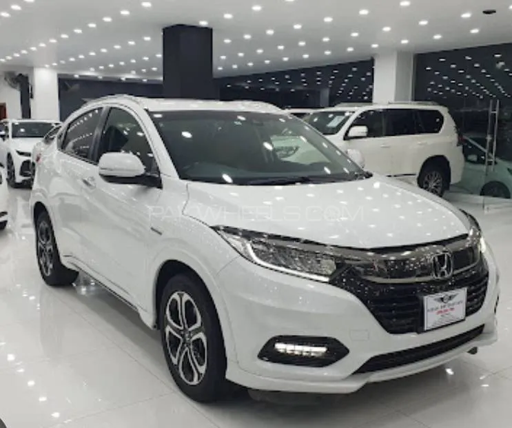 Honda Vezel 2015 for Sale in Karachi Image-1