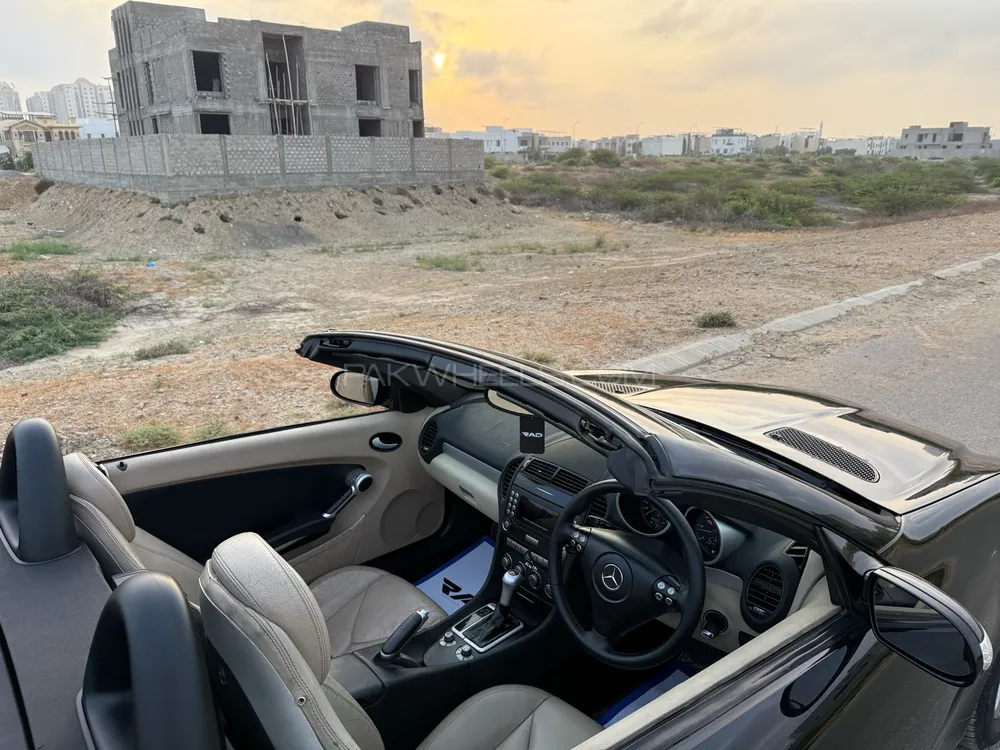 Mercedes Benz SLK Class 2004 for Sale in Karachi Mercedes Benz SLK Class 2004 for Sale in Karachi Image-14