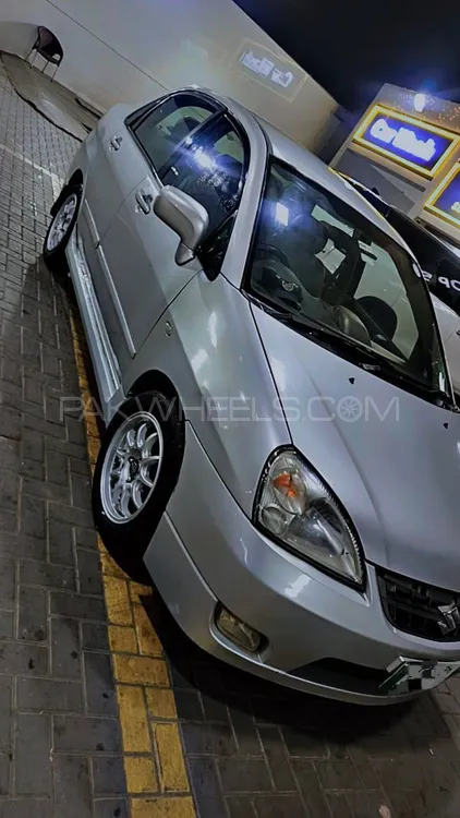 سوزوکی لیانا 2010 for Sale in لاہور سوزوکی لیانا 2010 for Sale in لاہور Image-3