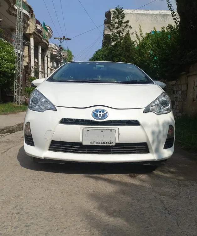 Toyota Aqua 2013 for Sale in Islamabad Image-1
