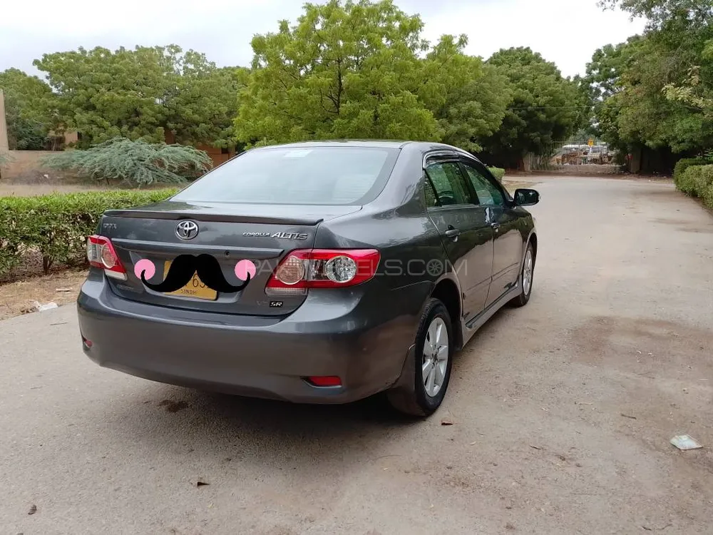 Toyota Corolla 2011 for Sale in Karachi Image-1