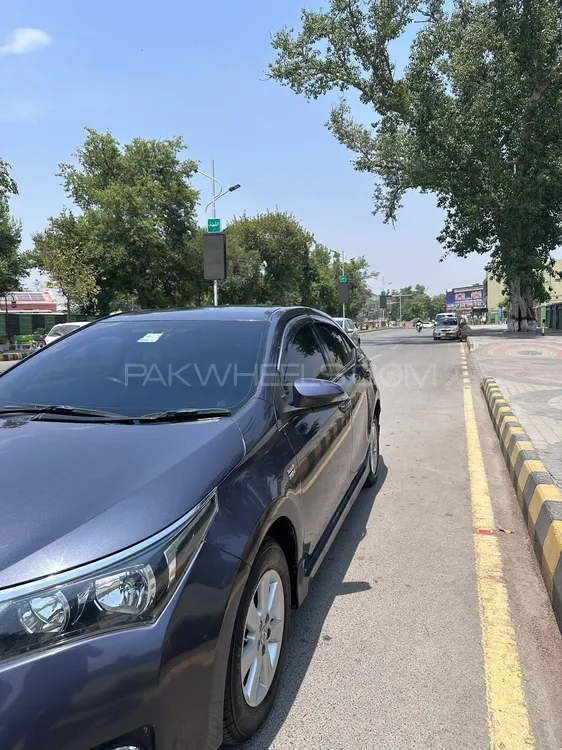 Toyota Corolla 2014 for Sale in Hayatabad Image-1