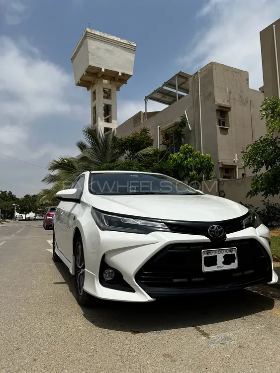 Toyota Corolla 2021 for Sale in Karachi Image-1