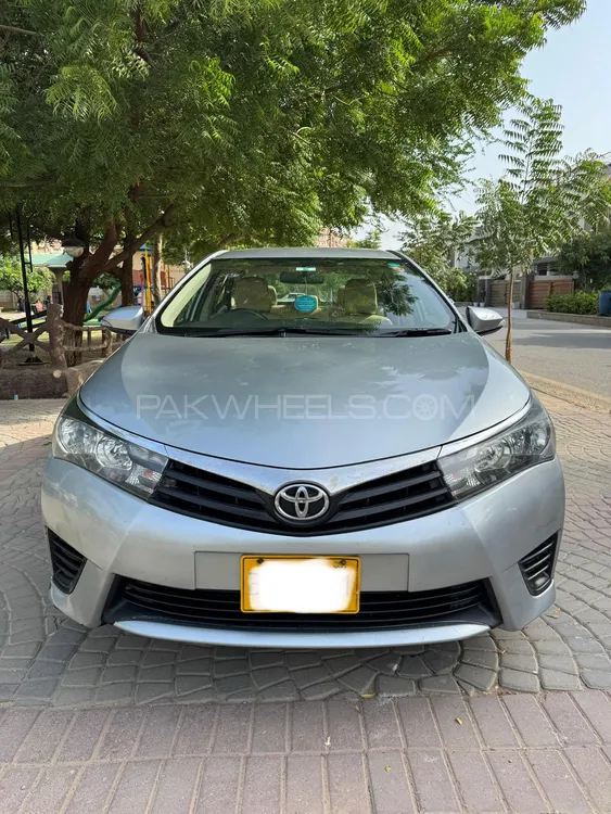 Toyota Corolla 2014 for Sale in Karachi Image-1