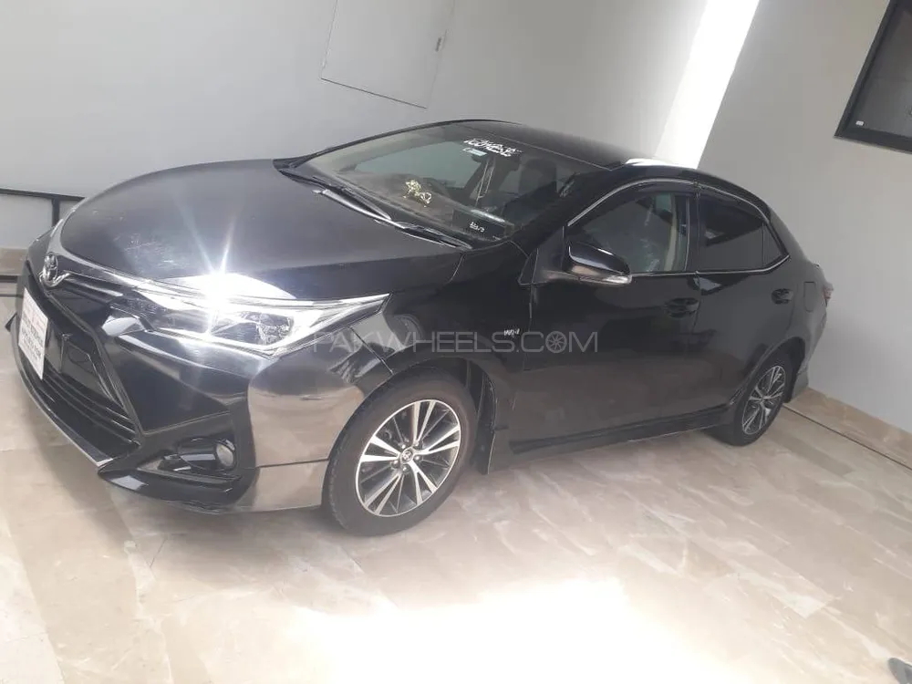 Toyota Corolla 2018 for Sale in Kot addu Image-1
