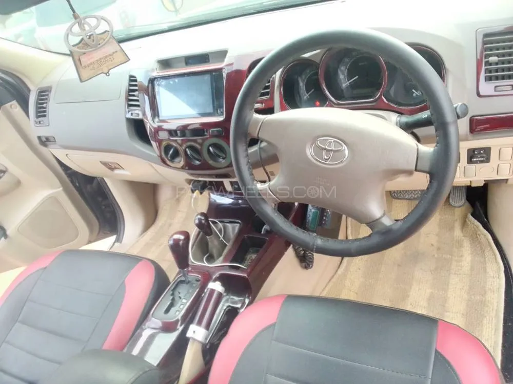 Toyota Hilux 2008 for Sale in Karachi Image-1