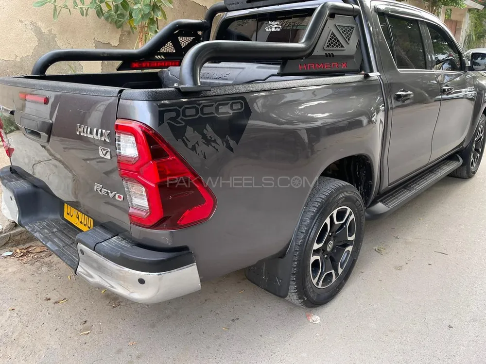 Toyota Hilux 2022 for Sale in Karachi Image-1