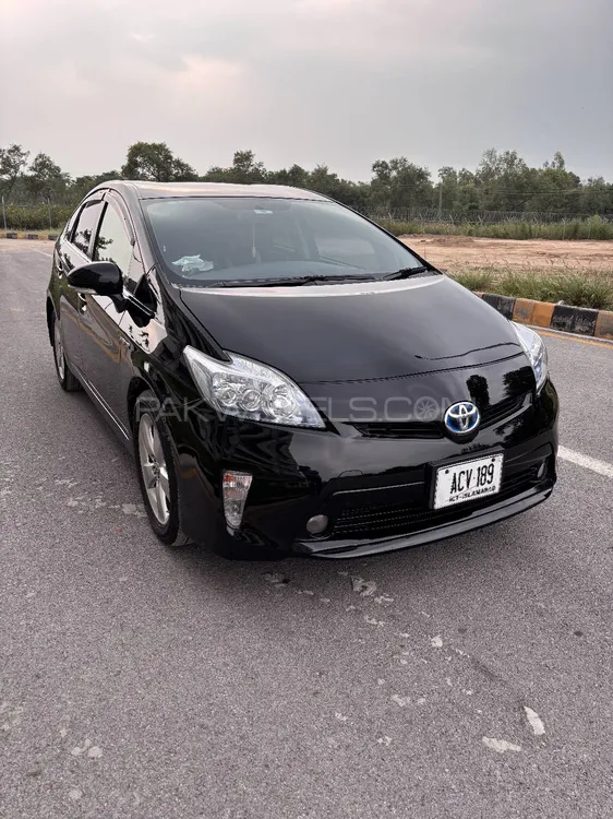 ٹویوٹا پریوس 2013 for Sale in مردان Image-1