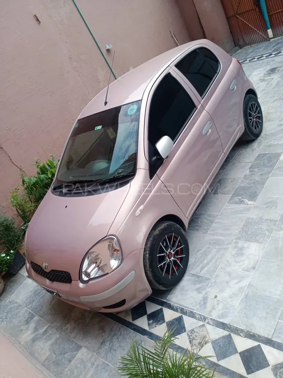 Toyota Vitz 2003 for Sale in Peshawar Image-1