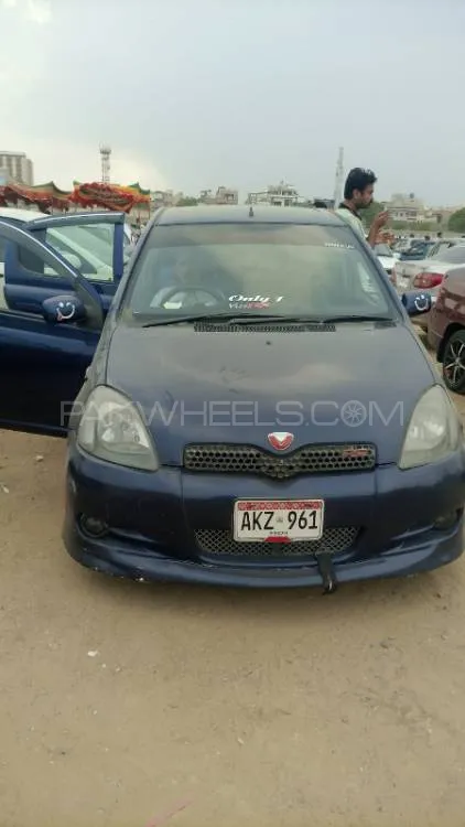 Toyota Vitz 2002 for Sale in Karachi Image-1