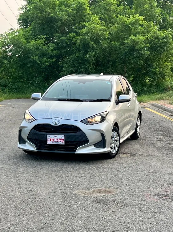 Toyota Yaris Hatchback 2020 for Sale in Lahore Image-1