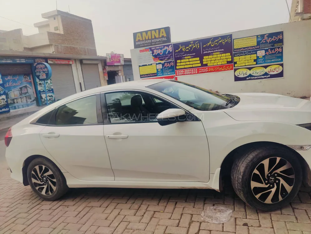 Honda Civic 2016 for Sale in Multan Image-1