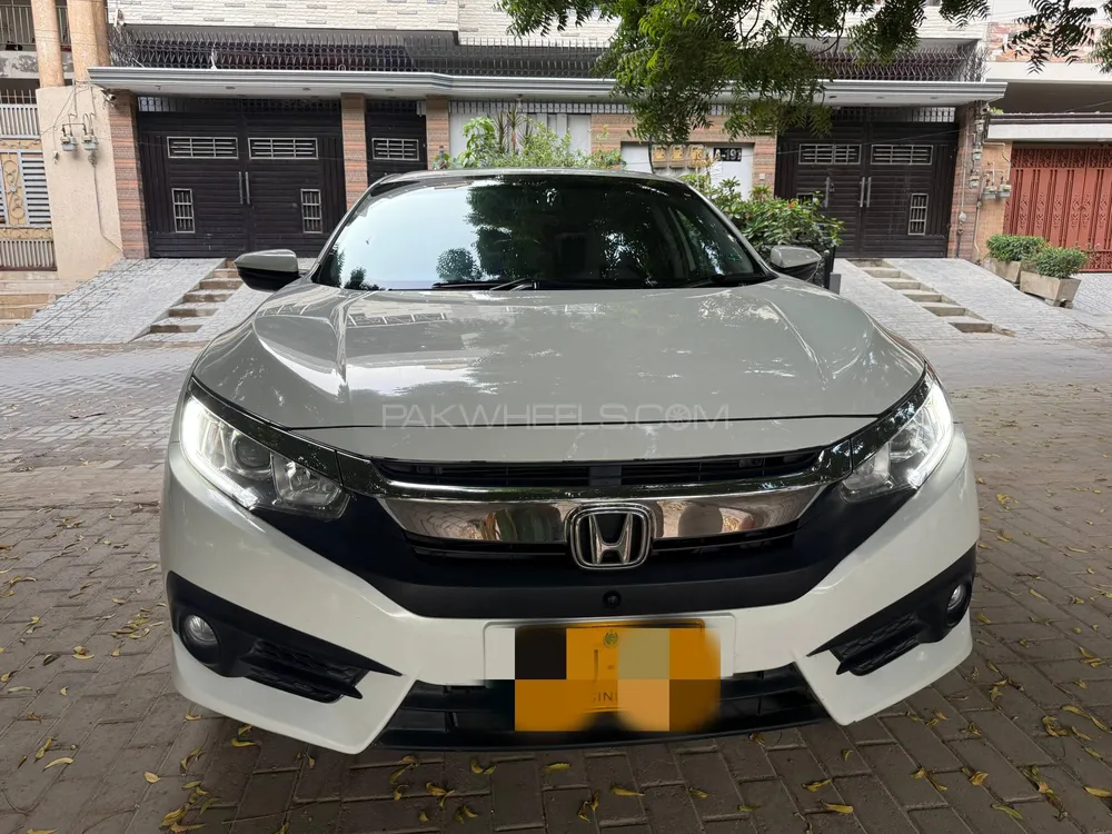 Honda Civic 2017 for Sale in Karachi Image-1