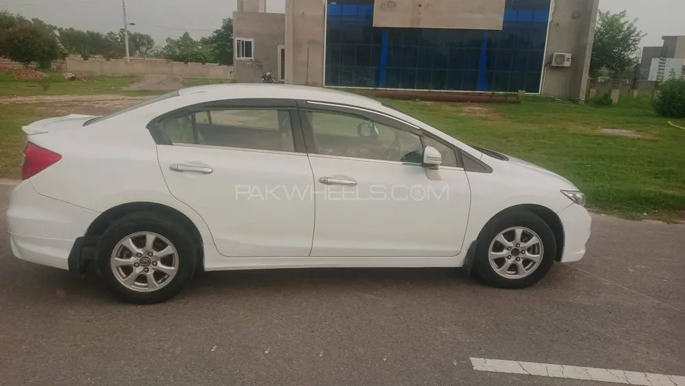 Honda Civic 2013 for Sale in Lahore Image-1