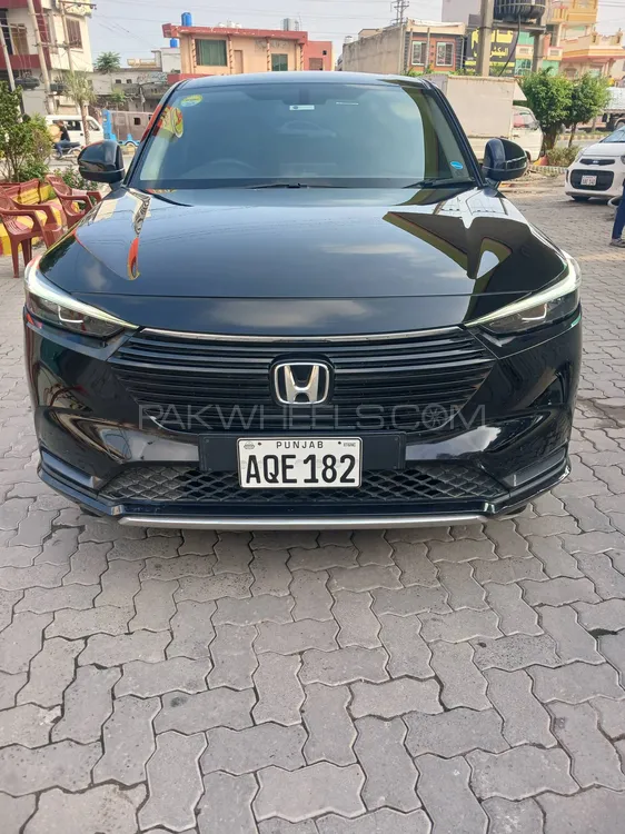 Honda HR-V 2023 for Sale in Lahore Image-1
