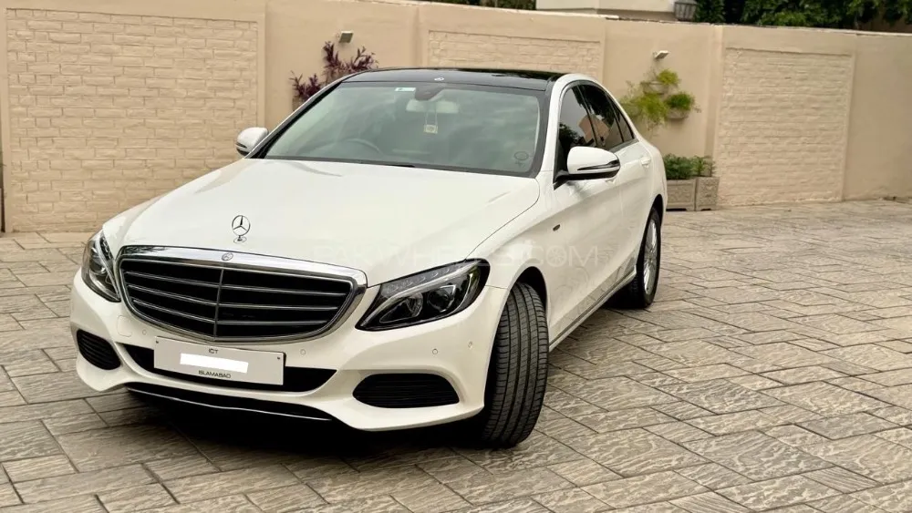Mercedes Benz C Class 2015 for Sale in Islamabad Image-1