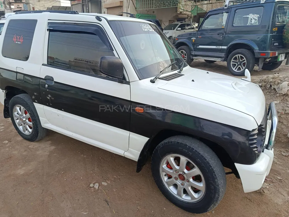 Mitsubishi Pajero Mini 2006 for Sale in D.G.Khan Image-1