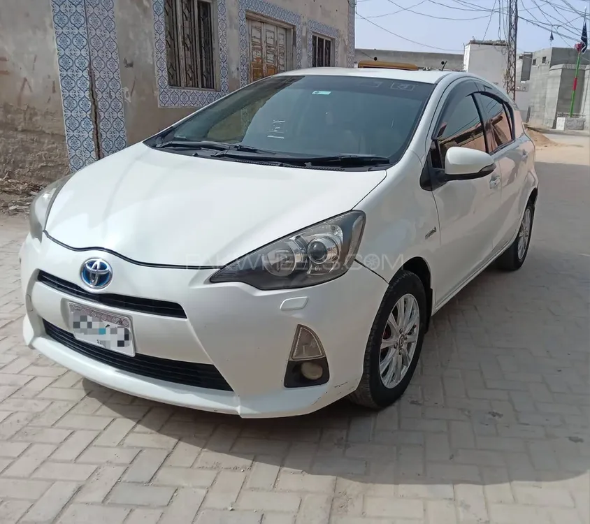 Toyota Aqua 2014 for Sale in Sukkur Image-1