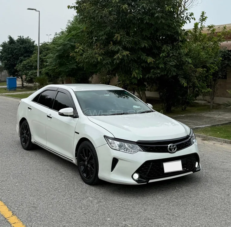 Toyota Camry 2013 for Sale in Islamabad Image-1