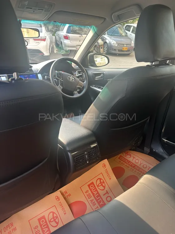 Toyota Camry 2013 for Sale in Karachi Toyota Camry 2013 for Sale in Karachi Image-3