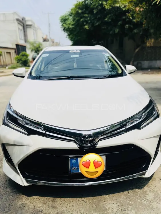 Toyota Corolla 2021 for Sale in Faisalabad Image-1