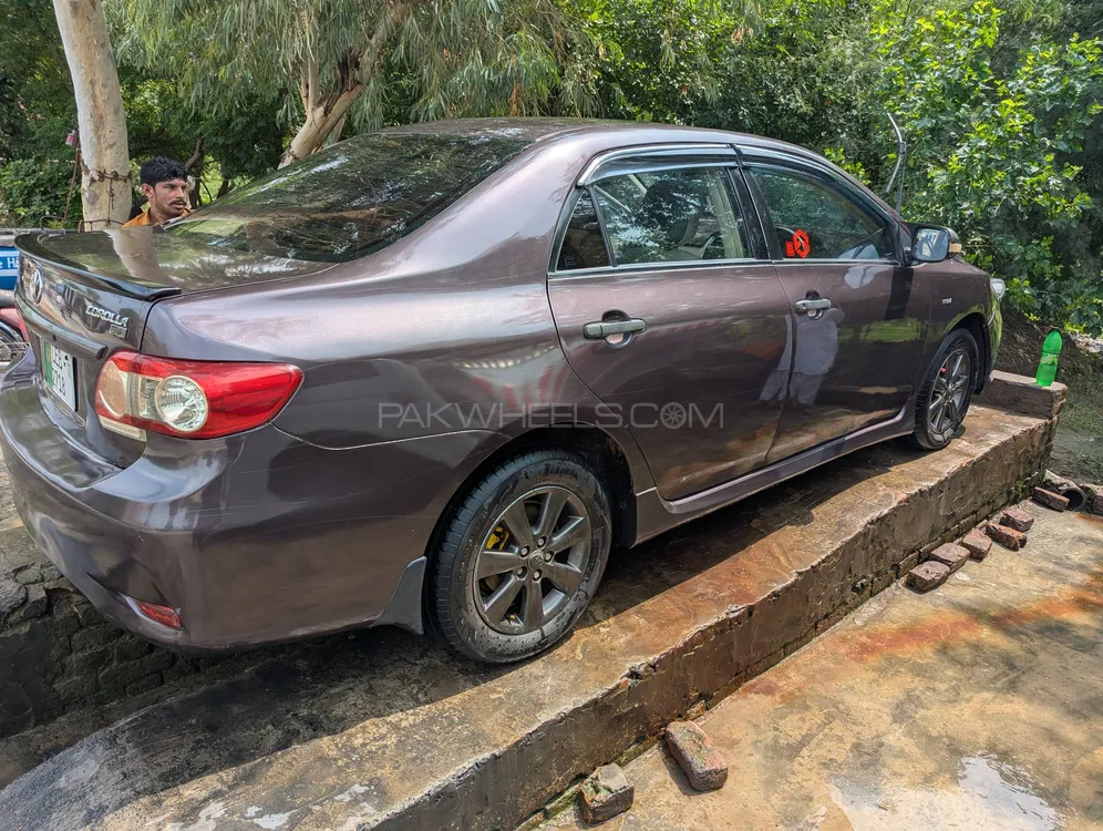 Toyota Corolla 2012 for Sale in Lahore Image-1