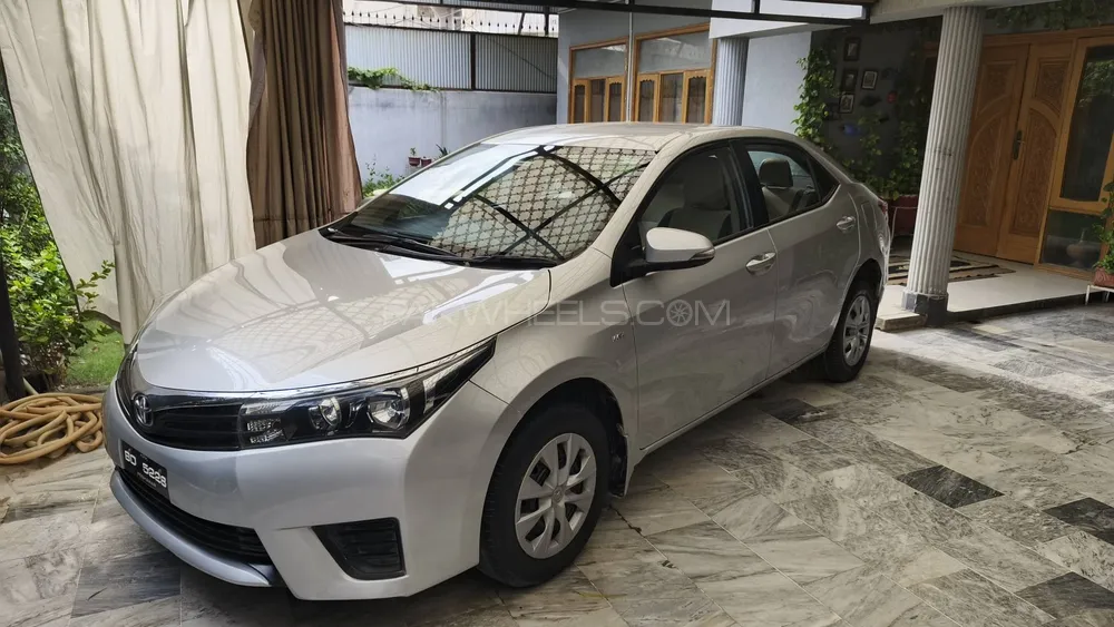 Toyota Corolla 2016 for Sale in Peshawar Image-1