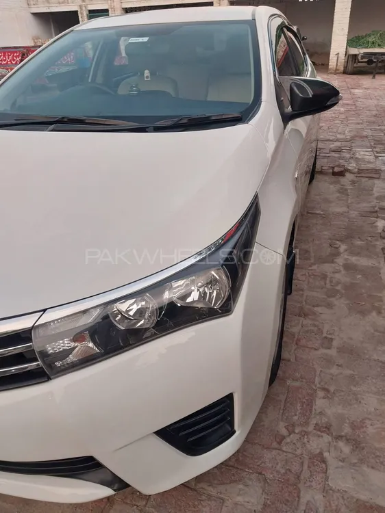 Toyota Corolla 2015 for Sale in Lahore Image-1