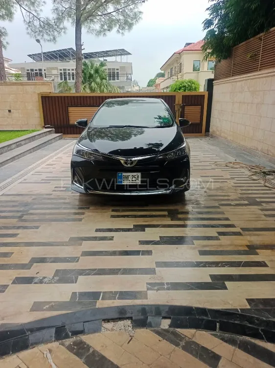 Toyota Corolla 2016 for Sale in Islamabad Image-1