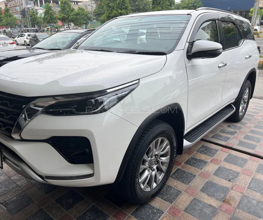 Toyota Fortuner 2022 for Sale in Lahore Toyota Fortuner 2022 for Sale in Lahore Image-2