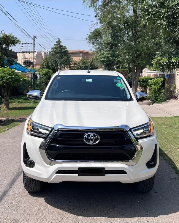 Toyota Hilux 2021 for Sale in Lahore Image-1