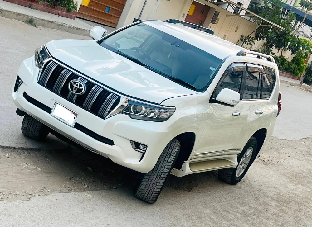 Toyota Prado 2011 for Sale in Karachi Image-1