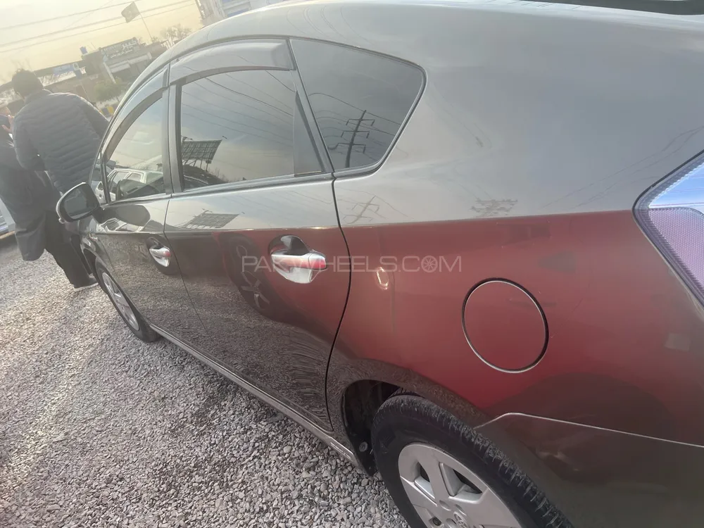 Toyota Prius 2013 for Sale in Peshawar Image-1