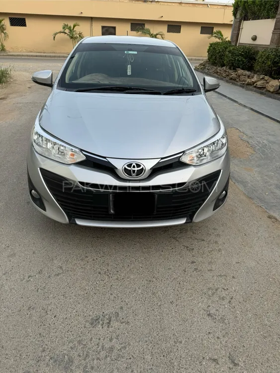 Toyota Yaris Sedan 2023 for Sale in Karachi Image-1