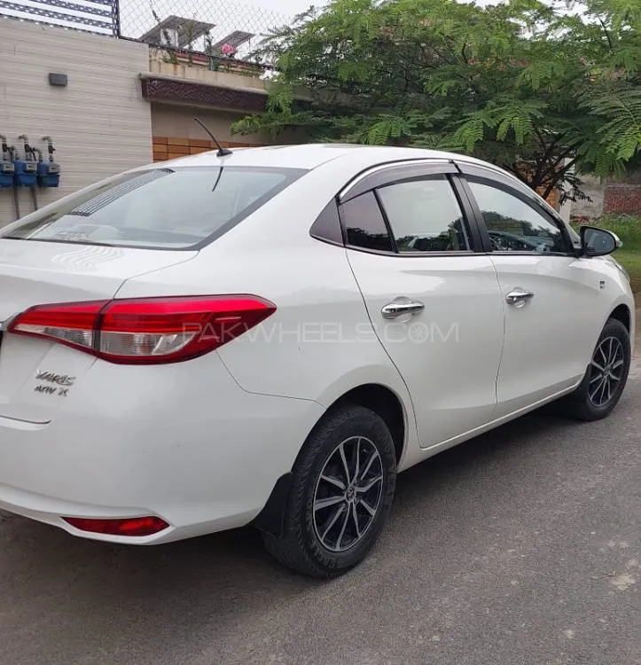 Toyota Yaris Sedan 2021 for Sale in Lahore Image-1