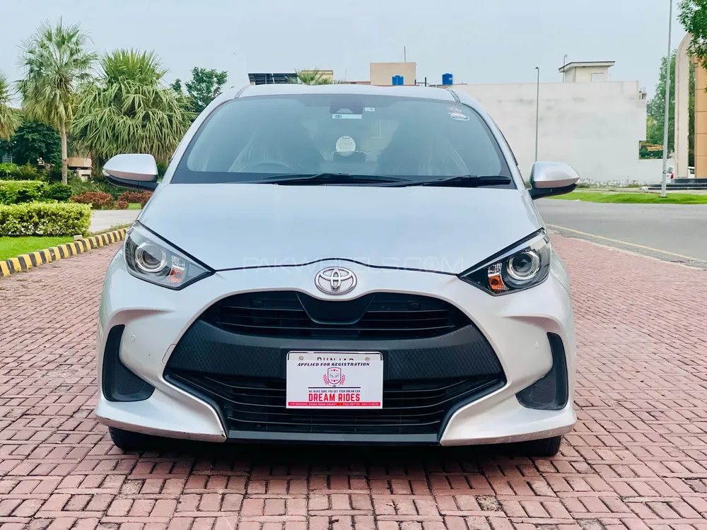 Toyota Yaris Hatchback 2021 for Sale in Sialkot Image-1