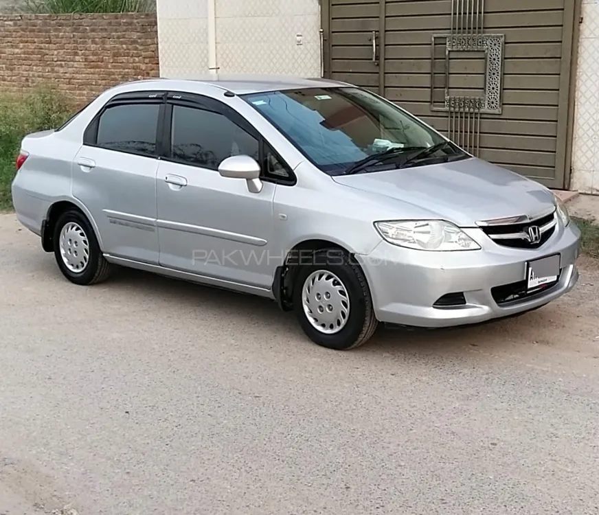 Honda City 2007 for Sale in Kamra Image-1