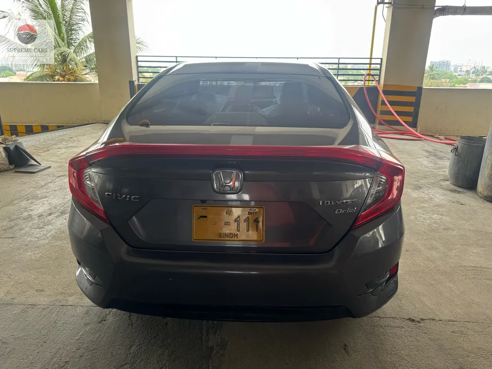 Honda Civic 2017 for Sale in Karachi Image-1