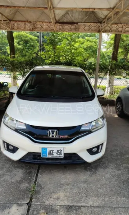 Honda Fit 2015 for Sale in Islamabad Image-1